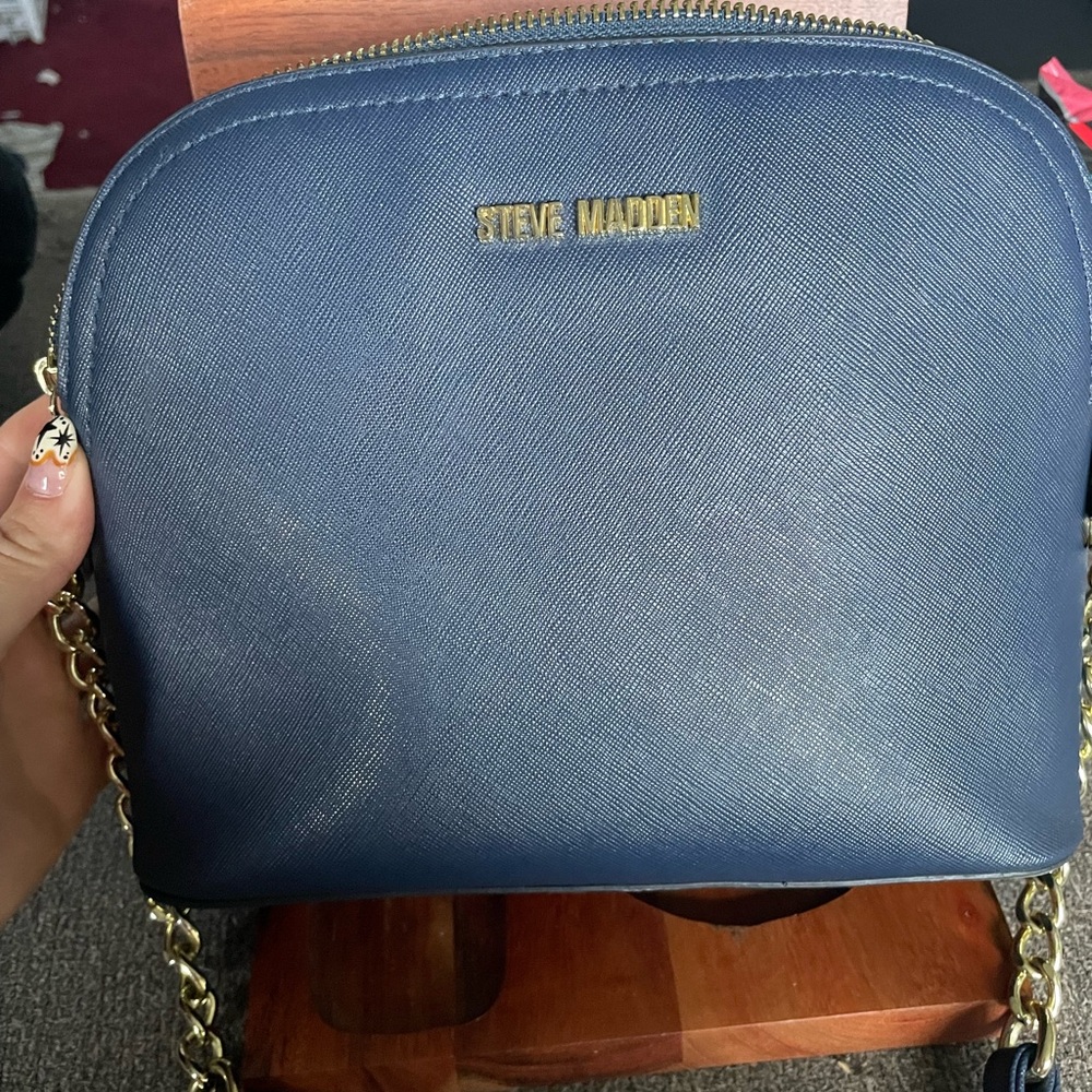 Steve Madden Navy Crossbody with Gold Chain